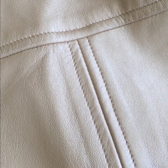 Escada pearlized golden beige real leather skirt - Picture 2 of 7