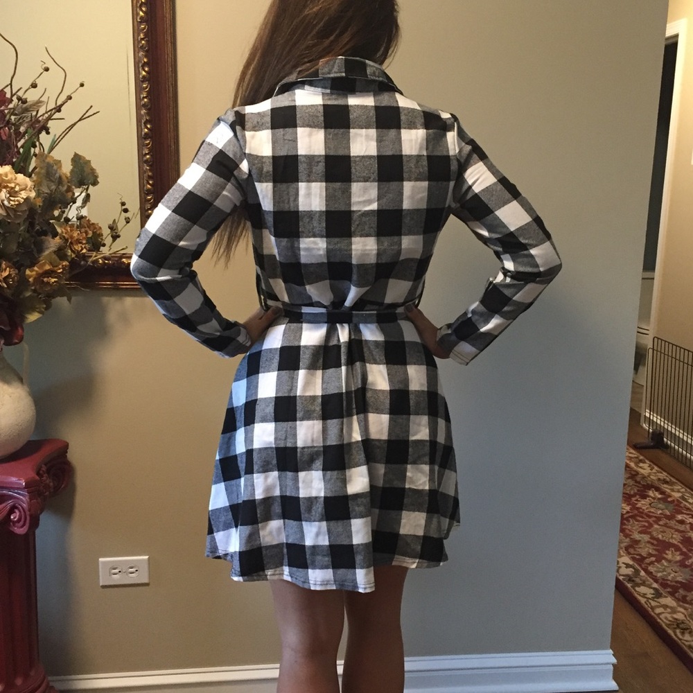 Dress-Plaid Long Sleeve Button Down - Picture 3 of 3