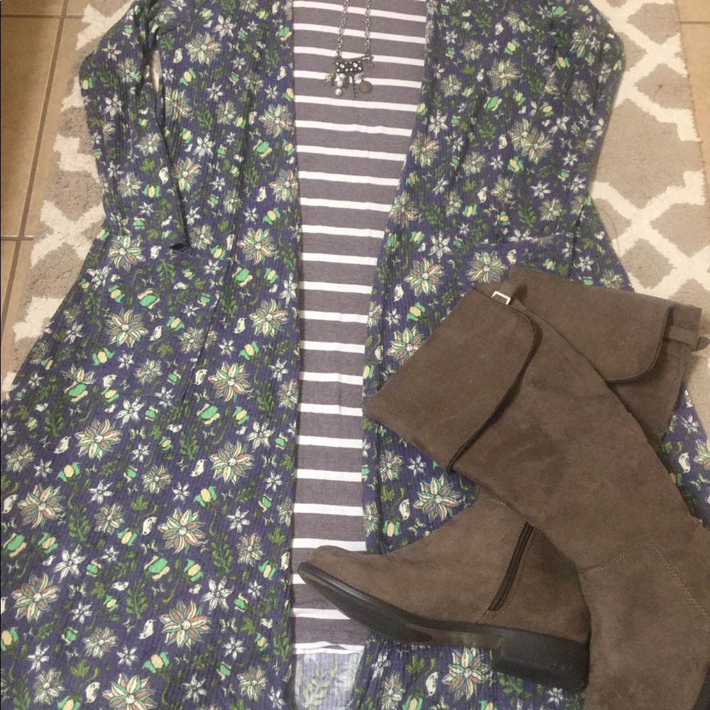 PURPLE, GREEN LULAROE SARAH