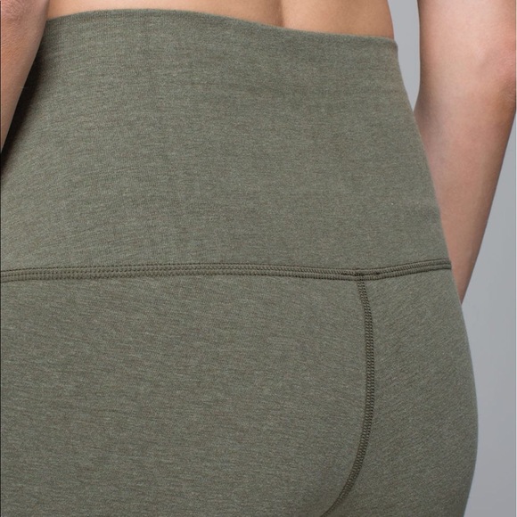 Lululemon fatigue green wunderunder cotton legging - Picture 3 of 5