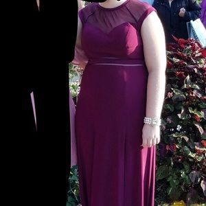 Burgundy dress with mesh paneling and slit