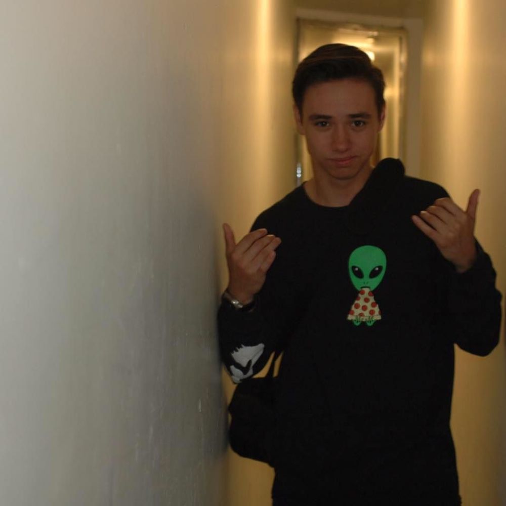 Meet your Posher, Frankie