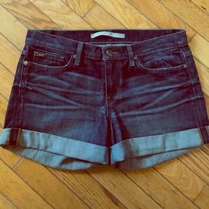 Joe’s mid wash jean shorts size 28