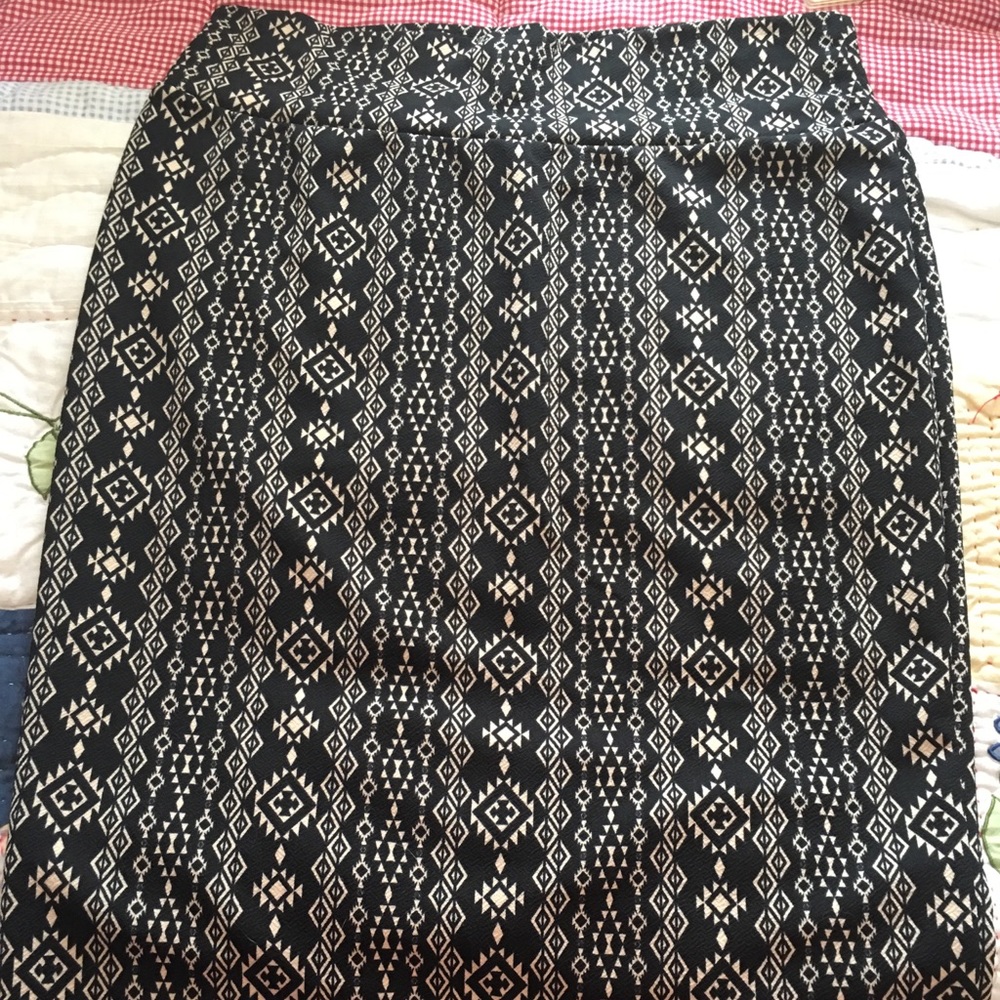 LuLaRoe Cassie Skirt
