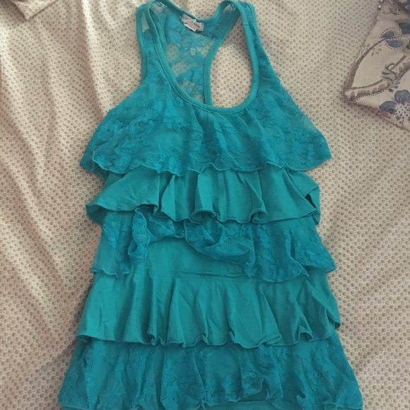 Tank top with some ruffles - Picture 1 of 2
