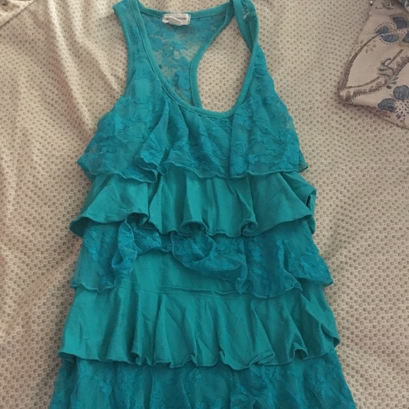 Tank top with some ruffles - Picture 2 of 2