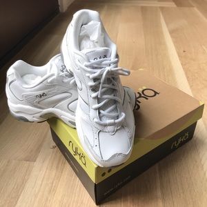 Ryka core-train white sneakers. Size 6