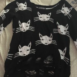 Long sleeve sweatshirt with cat prints