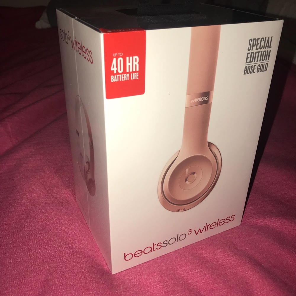 SOLD Brand new Beats solo 3 wireless headphones