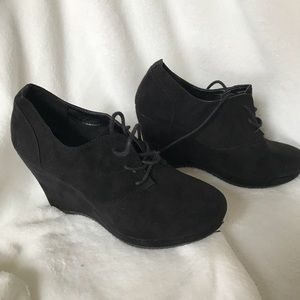 Black wedge suede-like