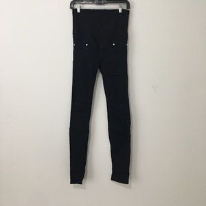 H&M Mama Black Skinny Pant