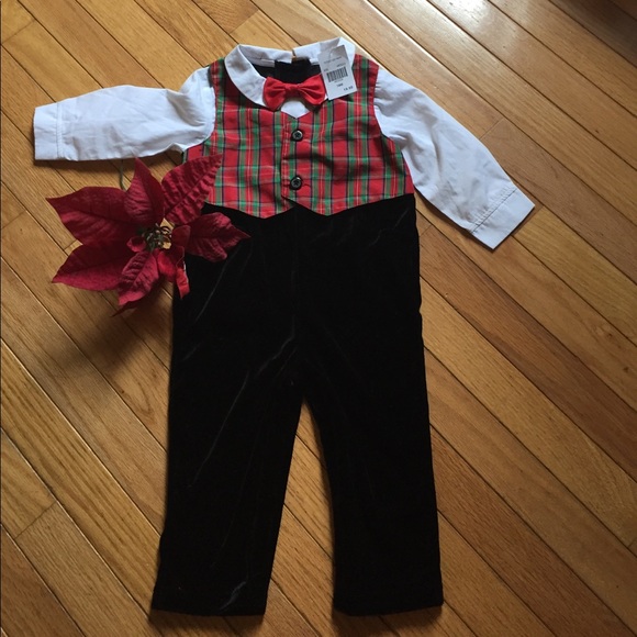 🆕🎅🏼Christmas Bundle 1 piece BNWT&Carter’s T🎅🏼 - Picture 2 of 8