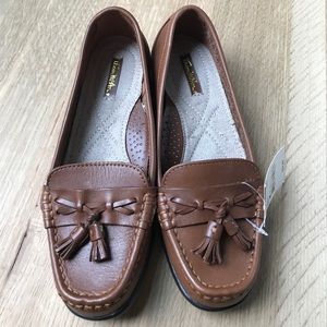ThomMcAn brown loafers
