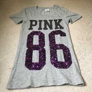 Gray PINK T-shirt