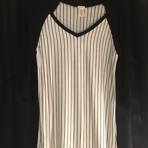 Super cute black and white baseball style shirt.
