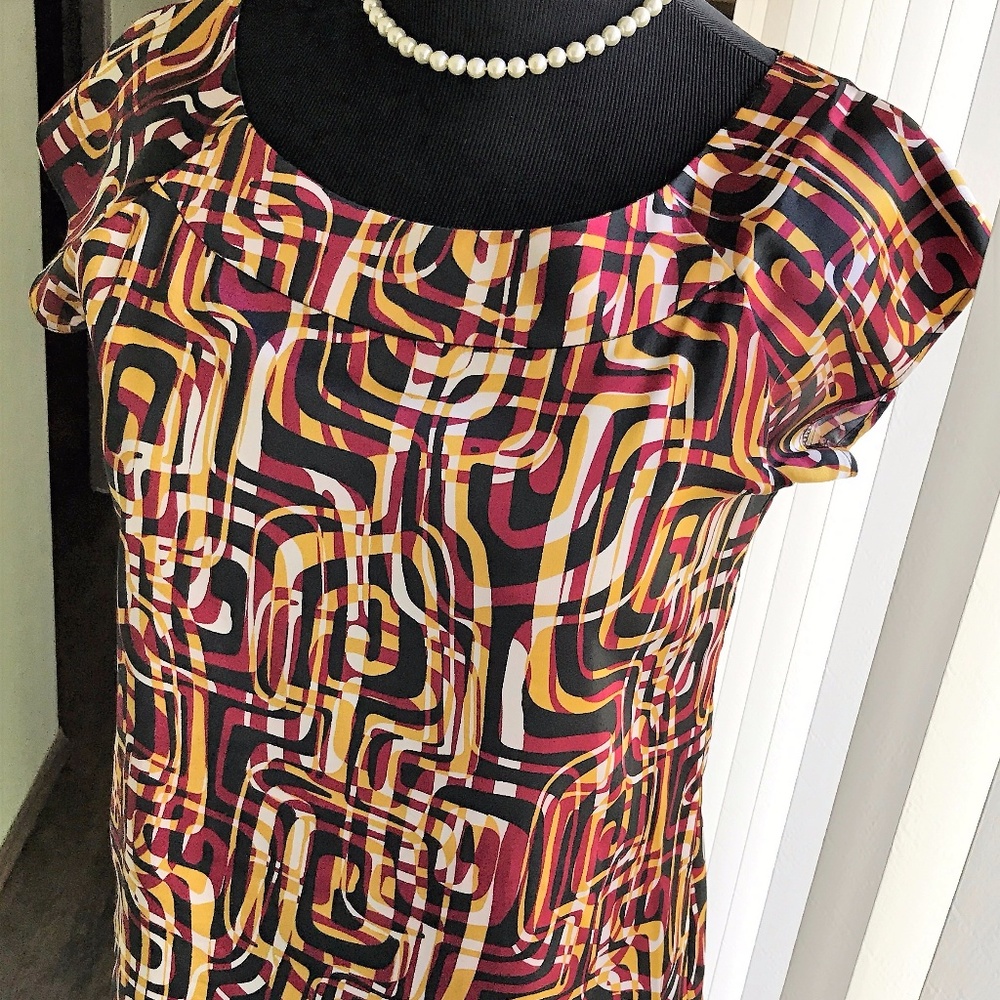 DRESSY TOP!
