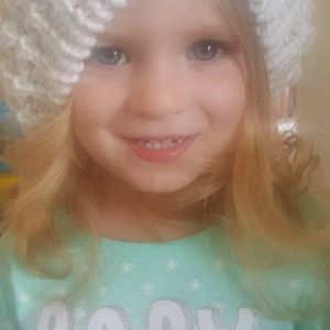 Meet your Posher, Becky