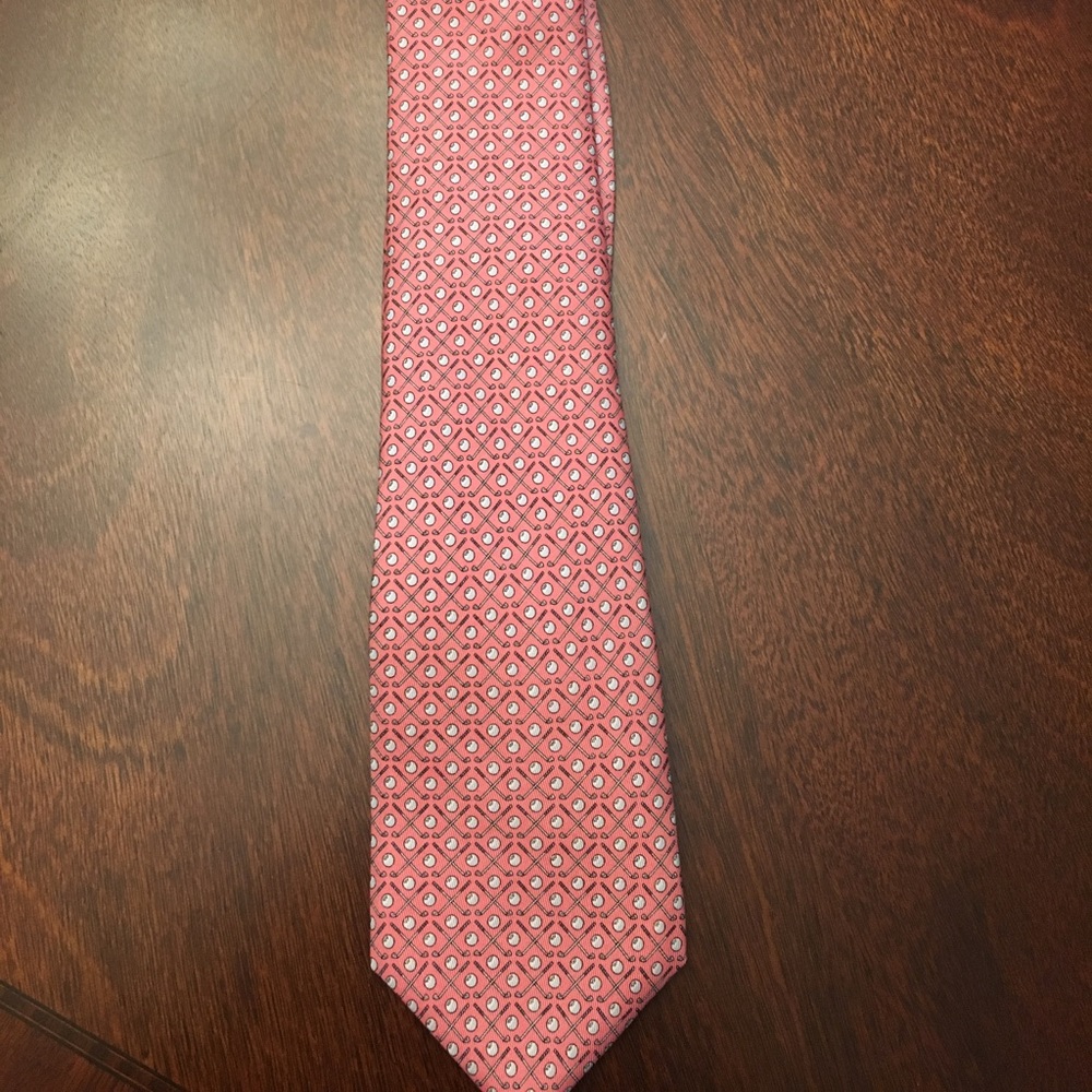 Vineyard Vines silk tie