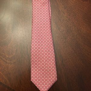 Vineyard Vines silk tie