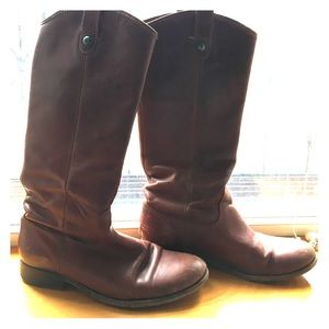Frye boot