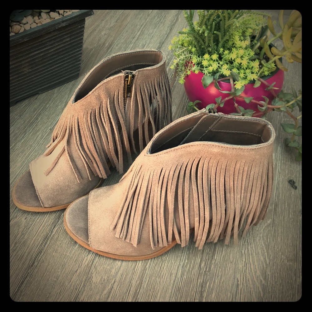 Steve Madden fringe booties