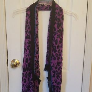 Purple Cheetah Printed Scarf