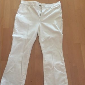 Ann Taylor White Jeans size 14