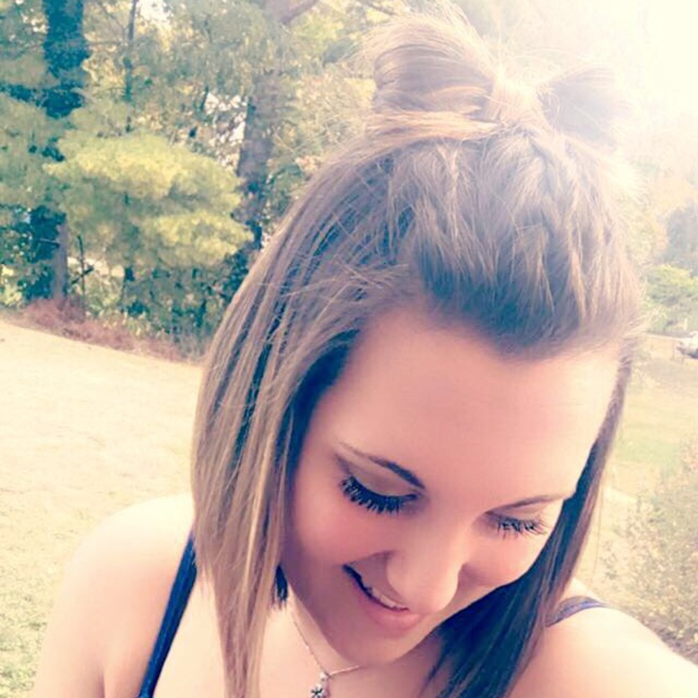 Meet your Posher, Hannah