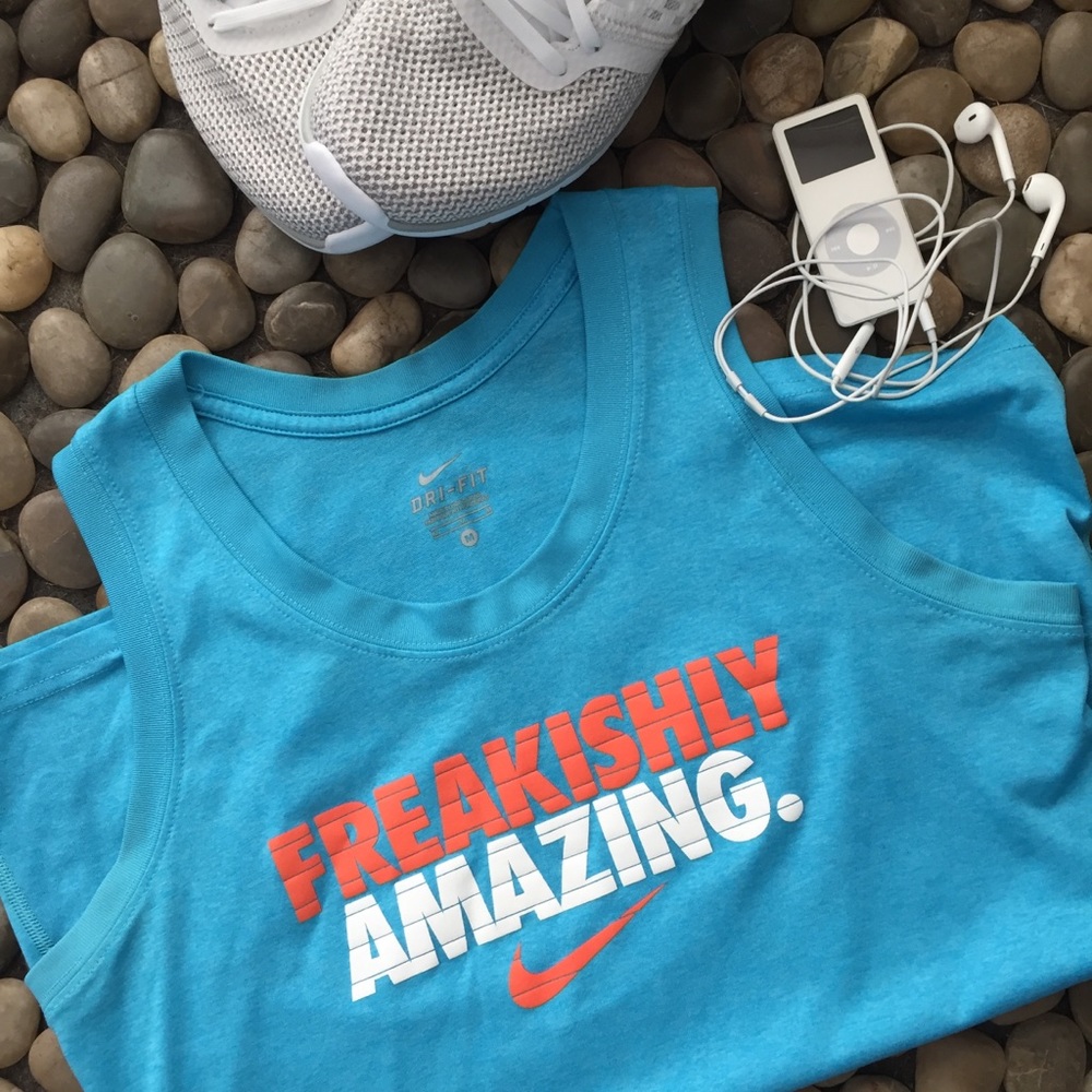 Nike dri- fit tank 'freakishly amazing' - size M
