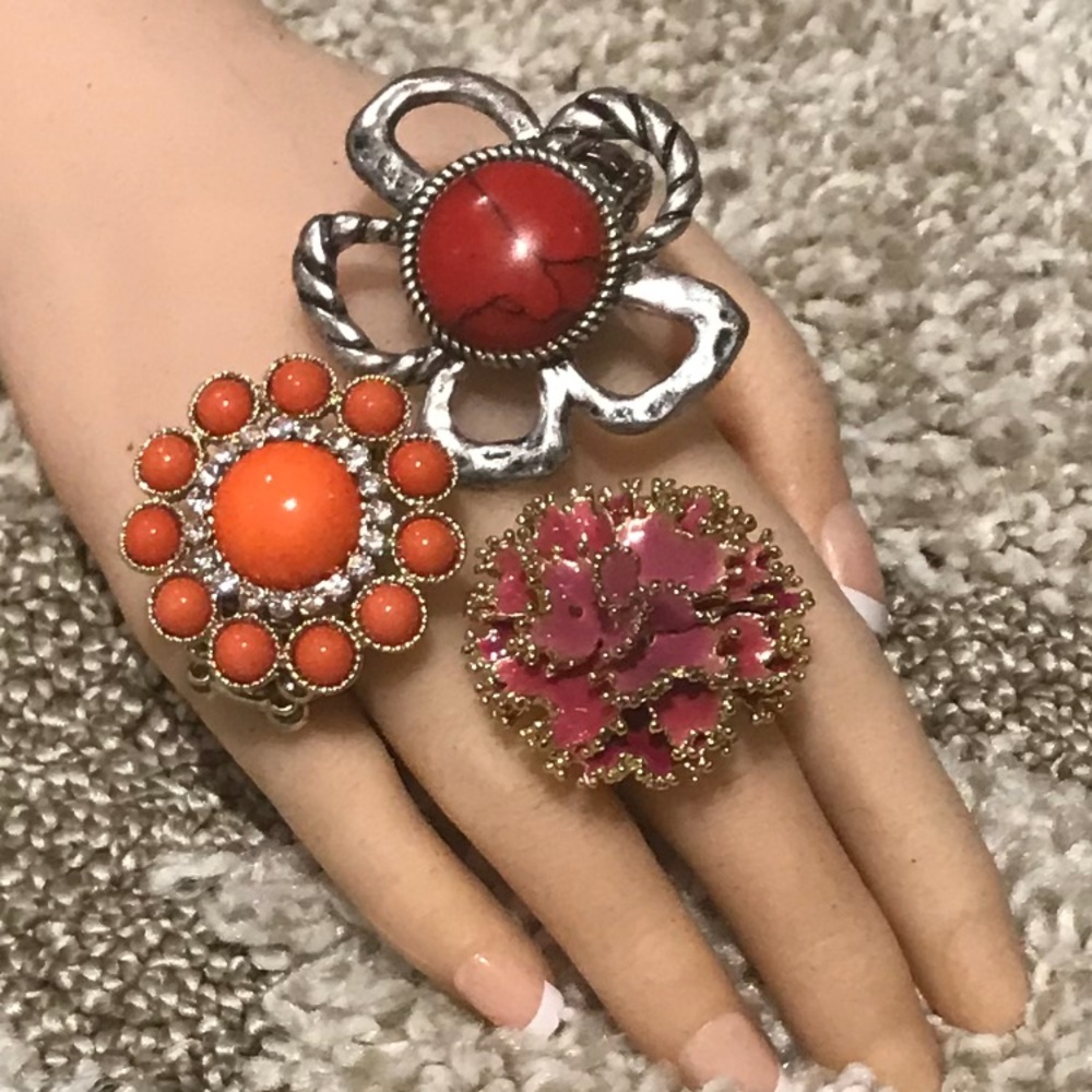 3 ❤️❤️❤️BIG Rings !!! One size fits all!!