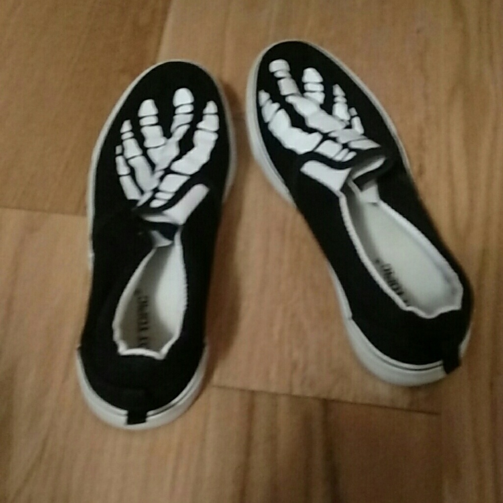 Hot Topic Skeleton Shoes