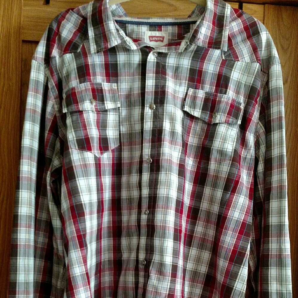 Levi's mens button down shirt