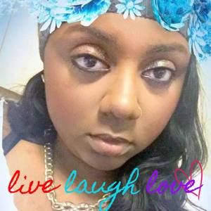 Meet your Posher, Seantika