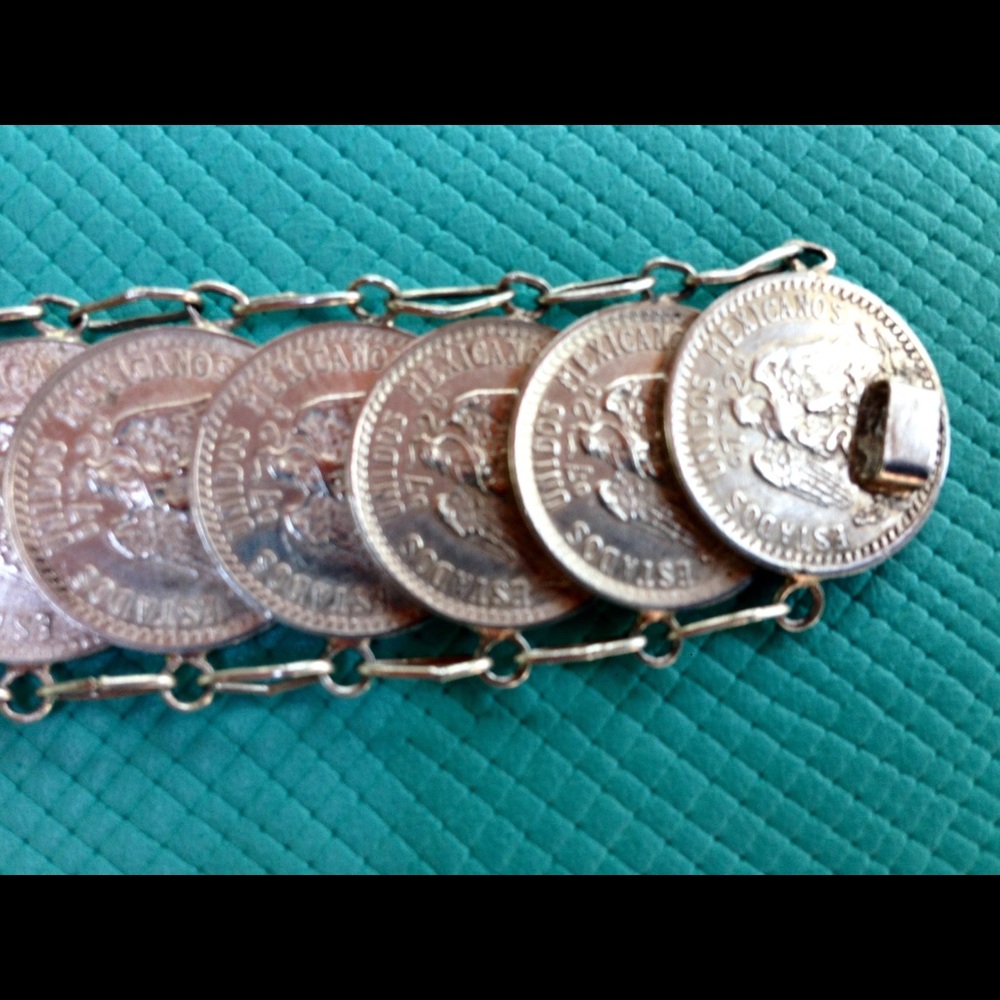 Vintage Mexican SILVER Coin Bracelet - Picture 7 of 8