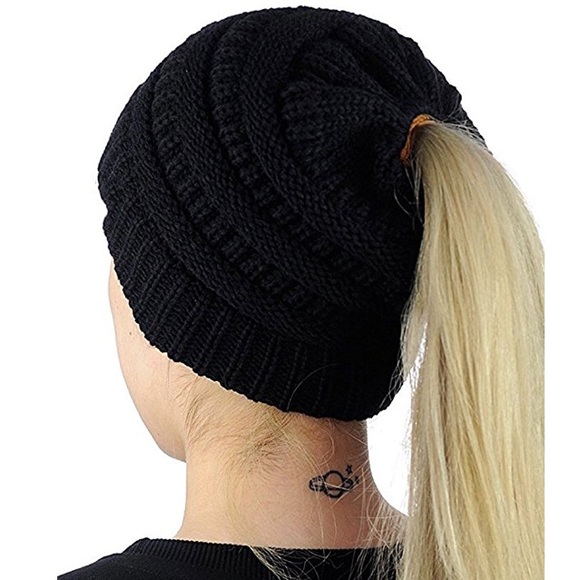 Black Beanie Messy Bun High Ponytail Hat - Picture 2 of 8