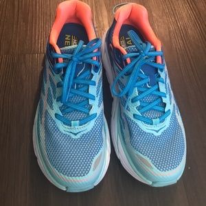 Hoka One One Clifton 3 worn once!
