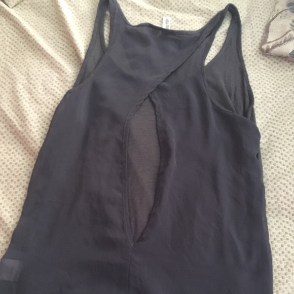 Open back tank top - Picture 2 of 2