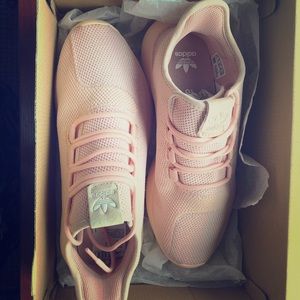 Adidas pink ortholite tennis shoes size 6 1/2