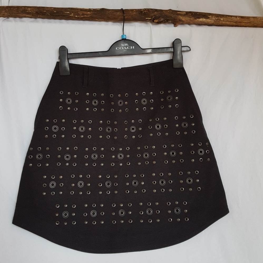 Coach grommet skirt