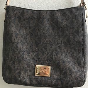 Michael Kors Crossbody