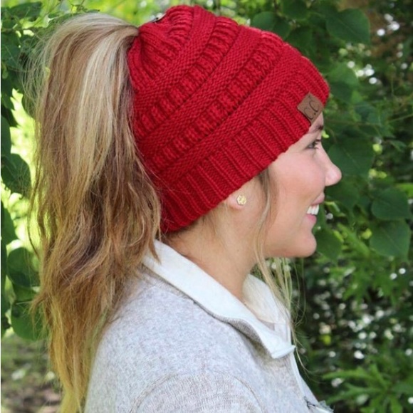 LAST ONE ♥️ Red Beanie Messy Bun High Ponytail Hat - Picture 3 of 8