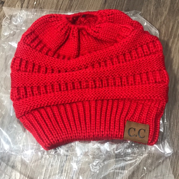 LAST ONE ♥️ Red Beanie Messy Bun High Ponytail Hat - Picture 2 of 8