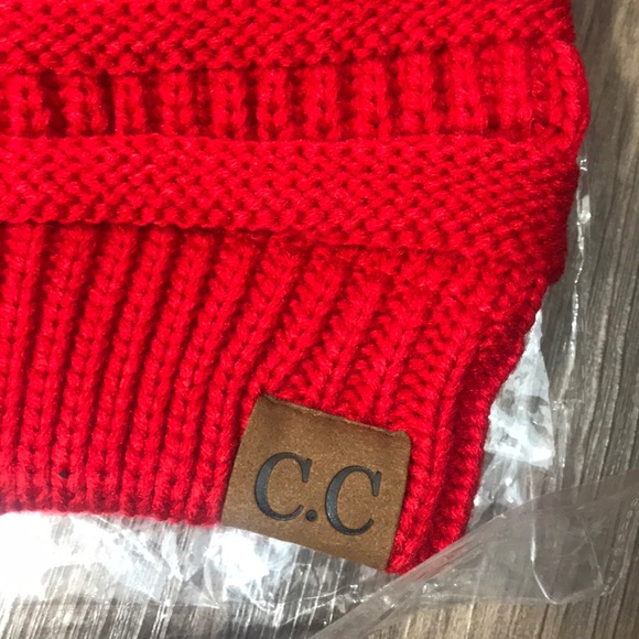 LAST ONE ♥️ Red Beanie Messy Bun High Ponytail Hat - Picture 7 of 8