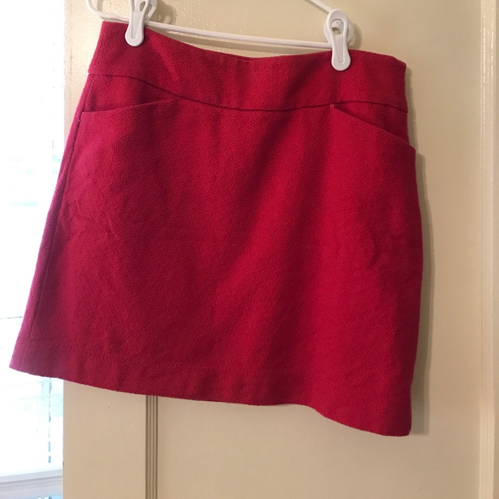 Loft pocket skirt