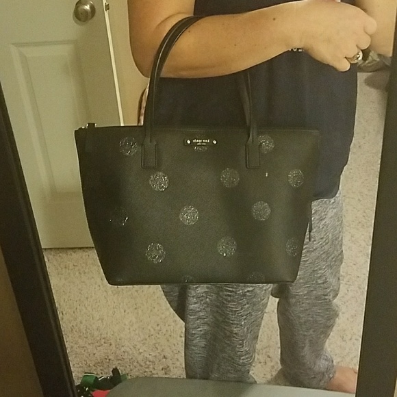 kate spade Handbags - *FINAL DROP*Authentic Kate Spade Tote!😍👆