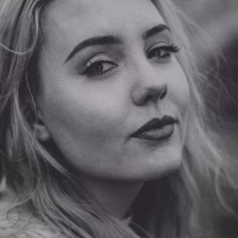 Meet your Posher, Tabitha