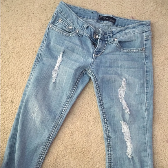 Blue jeans - Picture 2 of 2