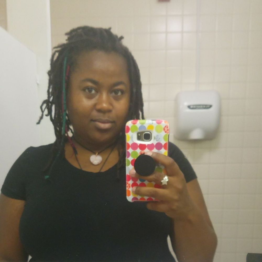 Meet your Posher, Liliane