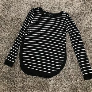 Women’s Long Sleeve Top