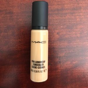 MAC pro longwear concealer NC25